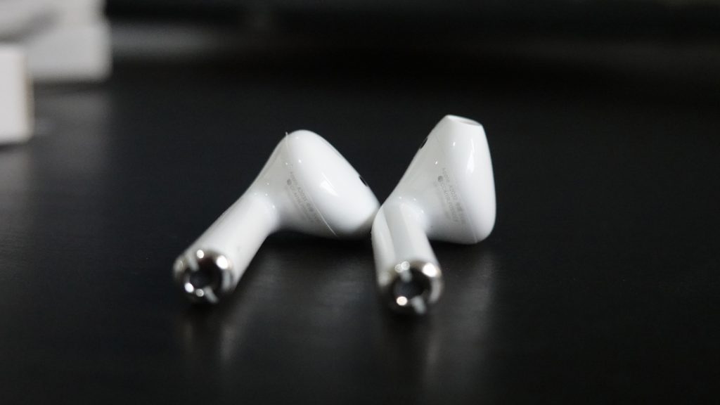 AirPods 2、第二代 AirPods、開箱