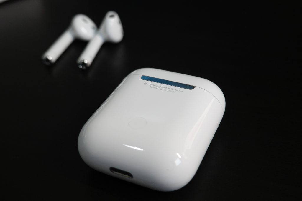 AirPods 2、第二代 AirPods、開箱