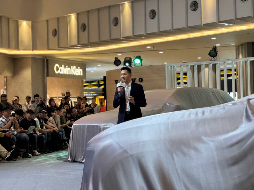 2026 Volvo XC60、林裕凱