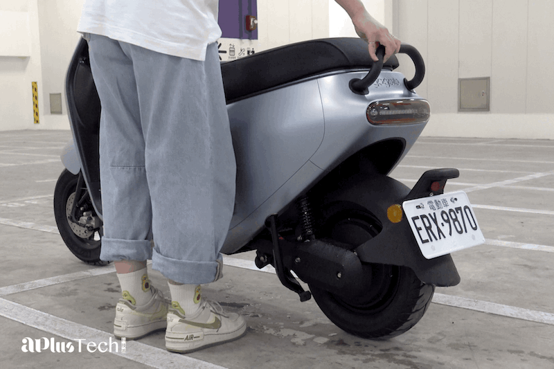 Gogoro Luna 超省力中柱